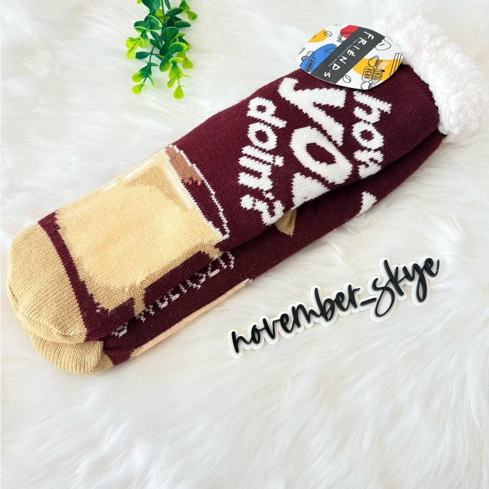 FRIENDS‎ “How you doin?” Sherpa Lined Socks